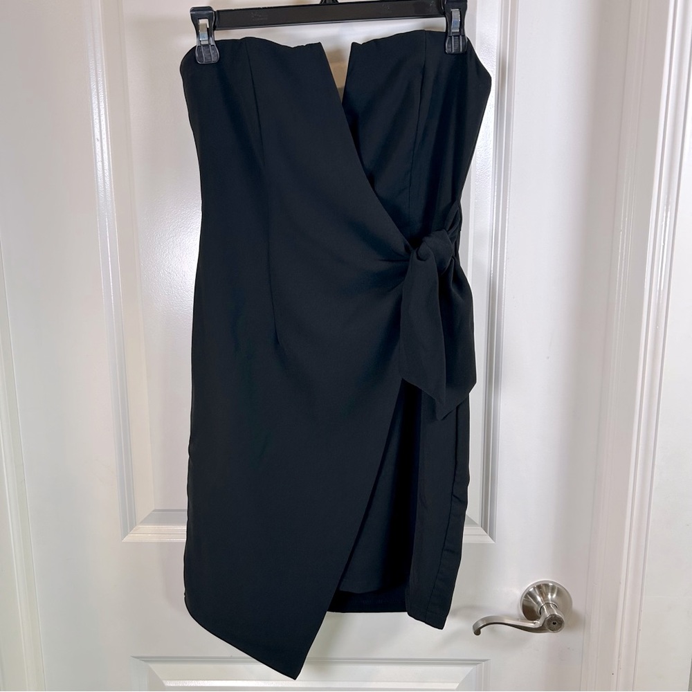 DO+BE Black Strapless Wrap Dress with Tie Women’s Size Medium